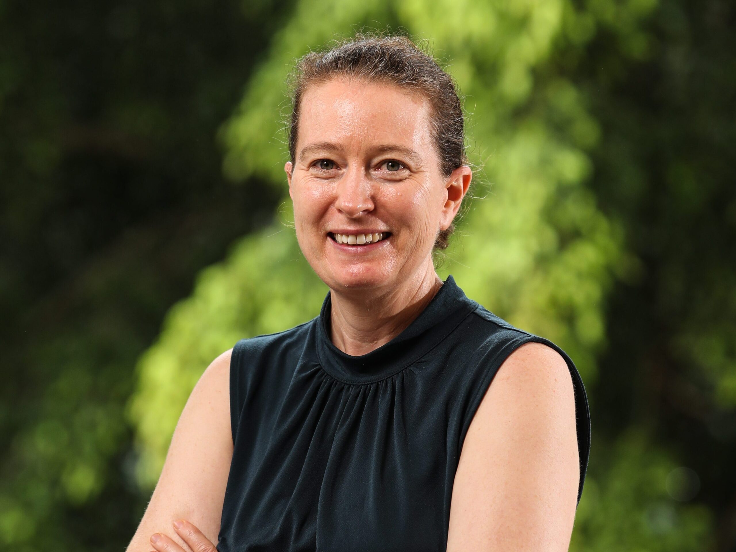 Dr Christine Andrews